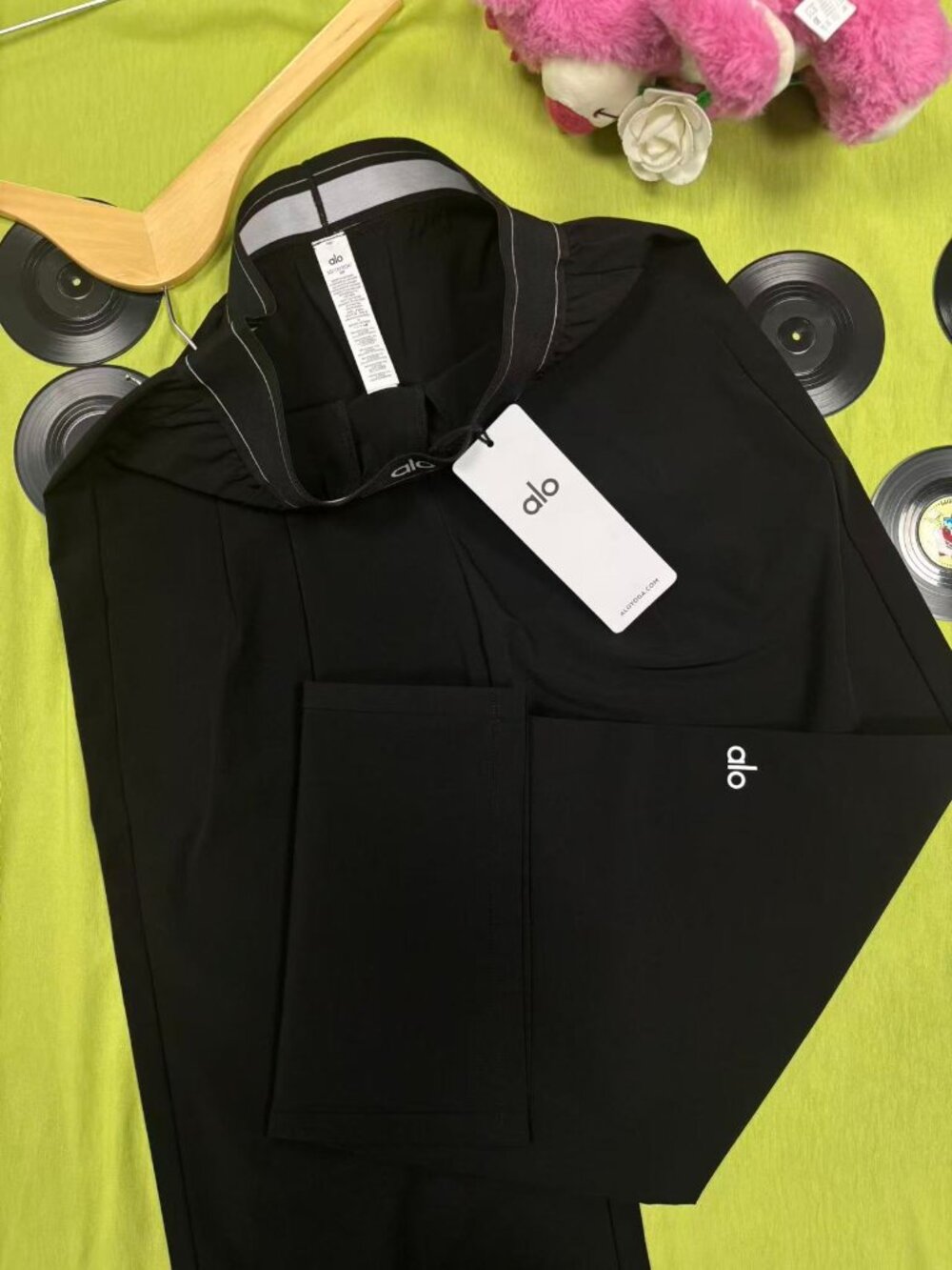 ๐Alo Yoga Suit Up Trouser Black (Regular Fit 30-inch Inseam)๐ - Picture 3 of 12